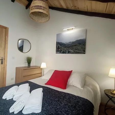 Chalé Casa Ribeiro Sabugueiro (Guarda)