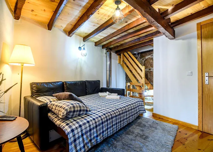 Casa Ribeiro * Sabugueiro (Guarda)